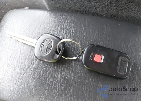 2005 Toyota Corolla S from USA, damaged, VIN 2T1BR30E85C439519